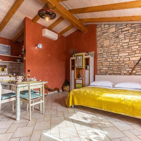 Studio Apartment Umag Exterior photo